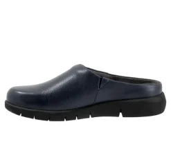 Clogs & Mules><noscript><img width=