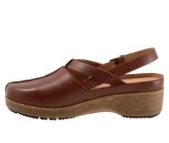 Clogs & Mules><noscript><img width=