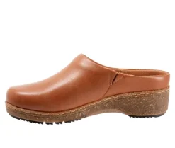 Clogs & Mules><noscript><img width=