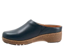 Clogs & Mules><noscript><img width=