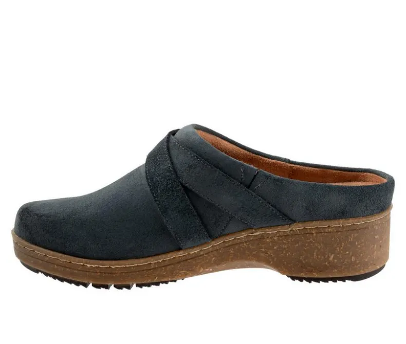 Clogs & Mules>Softwalk Women's Asmara Clogs