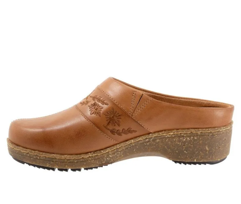 Clogs & Mules>Softwalk Women's Aurora 3.0 Clogs