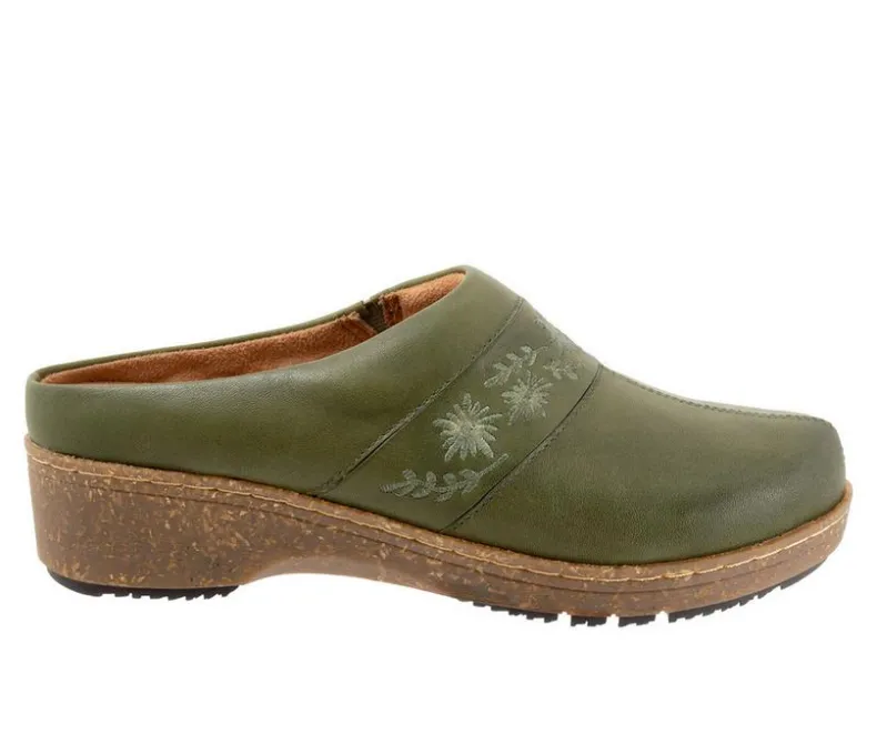 Clogs & Mules>Softwalk Women's Aurora 3.0 Clogs