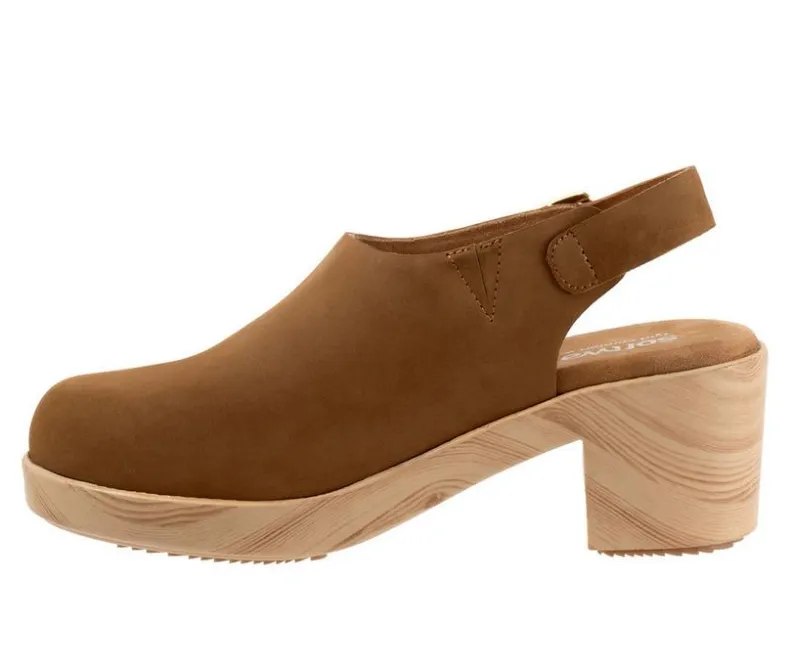 Clogs & Mules>Softwalk Women's Fairbanks Clogs