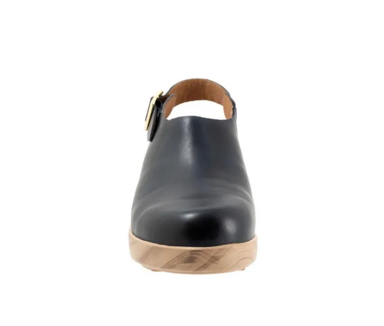 Clogs & Mules>Softwalk Women's Fairbanks Clogs