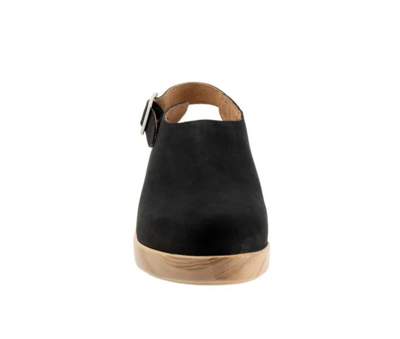 Clogs & Mules>Softwalk Women's Fairbanks Clogs