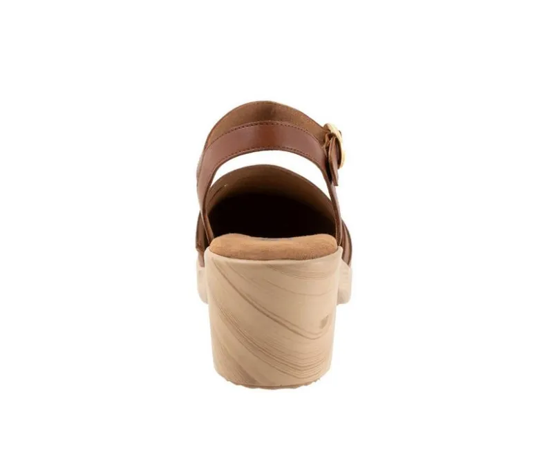Clogs & Mules>Softwalk Women's Fillmore Clogs