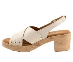 Clogs & Mules><noscript><img width=