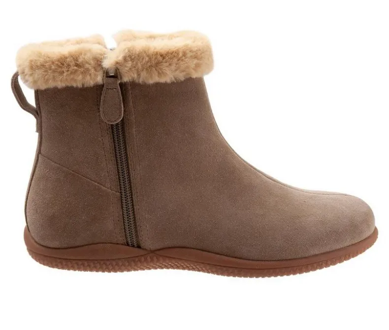 Cozy>Softwalk Women's Helena Winter Booties