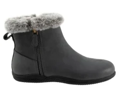 Cozy>Softwalk Women's Helena Winter Booties