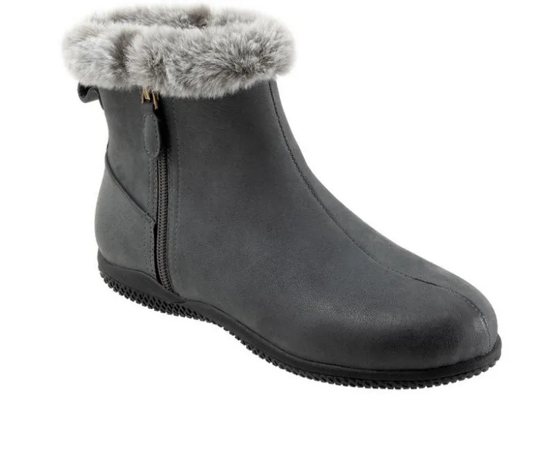 Cozy>Softwalk Women's Helena Winter Booties
