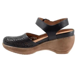 Clogs & Mules><noscript><img width=