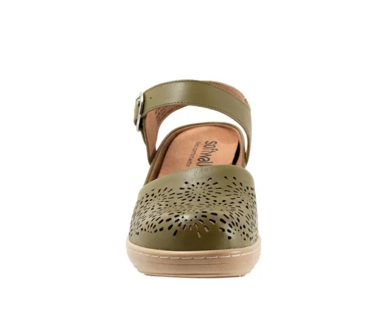Clogs & Mules>Softwalk Women's Mabelle Perf Clogs