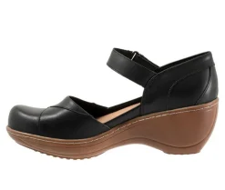 Clogs & Mules><noscript><img width=
