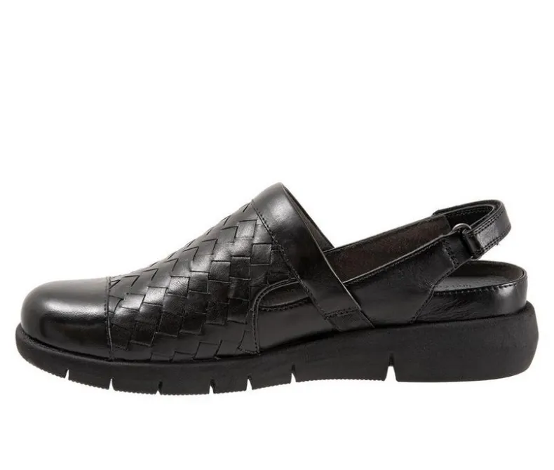 Clogs & Mules>Softwalk Women's Salina Woven II Clog