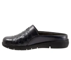 Clogs & Mules><noscript><img width=