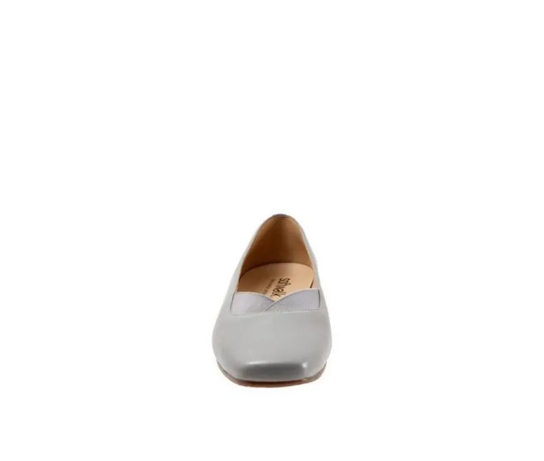 Loafers & Oxfords|Flats>Softwalk Women's Vianna Flats