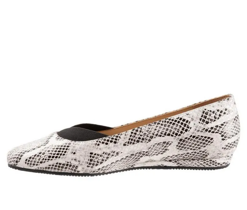 Loafers & Oxfords|Flats>Softwalk Women's Vianna Flats