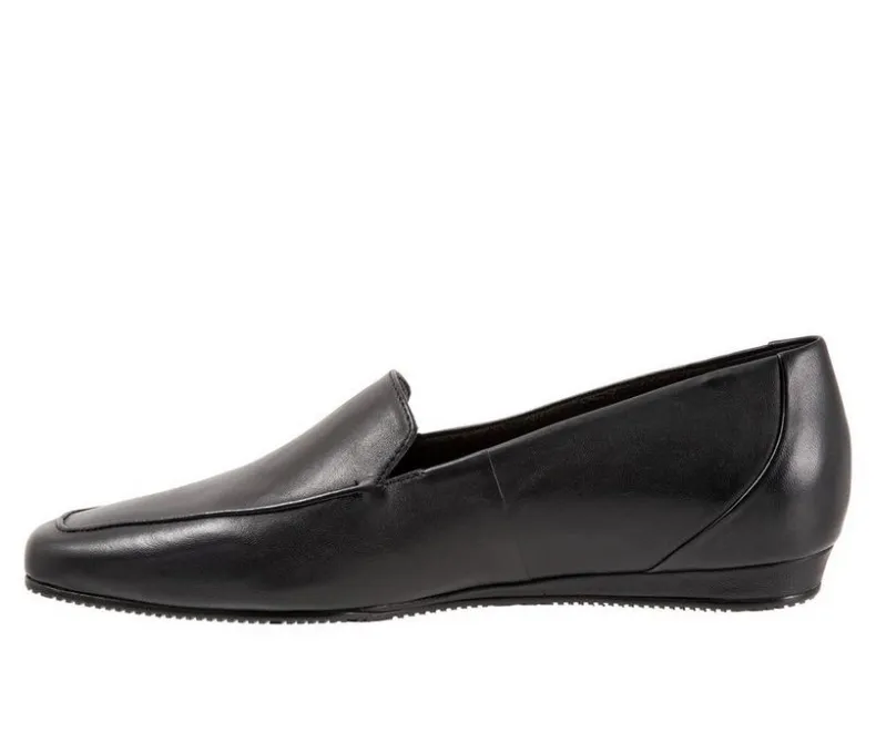 Loafers & Oxfords>Softwalk Women's Vista Loafers