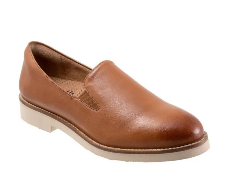 Loafers & Oxfords>Softwalk Women's Whistle II Heeled Loafers