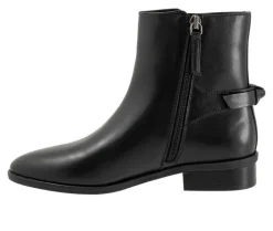Boots & Booties><noscript><img width=