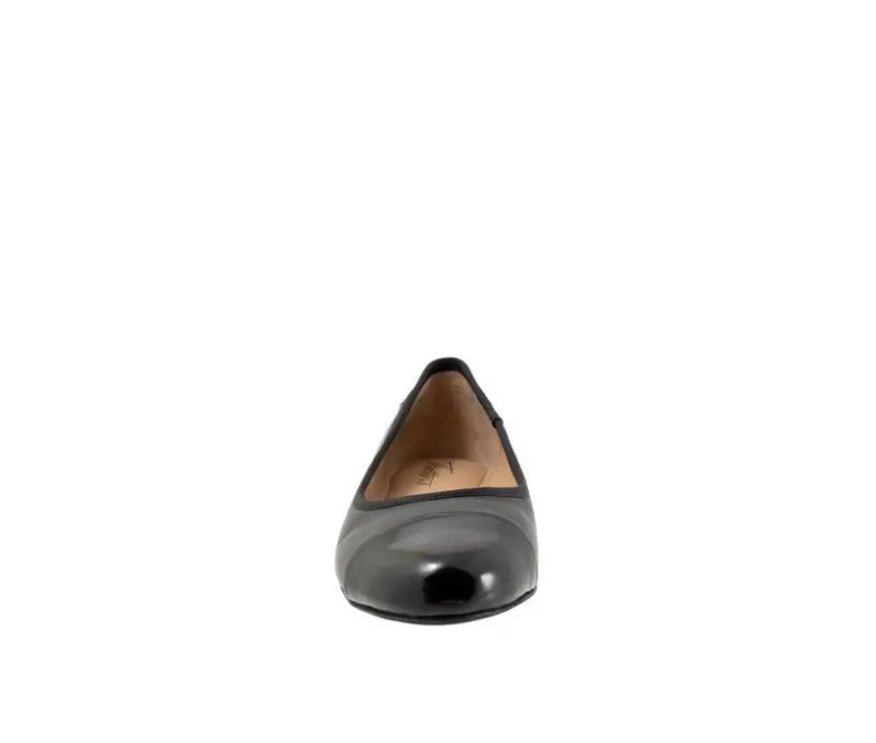Flats>Trotters Women's Clara Flats