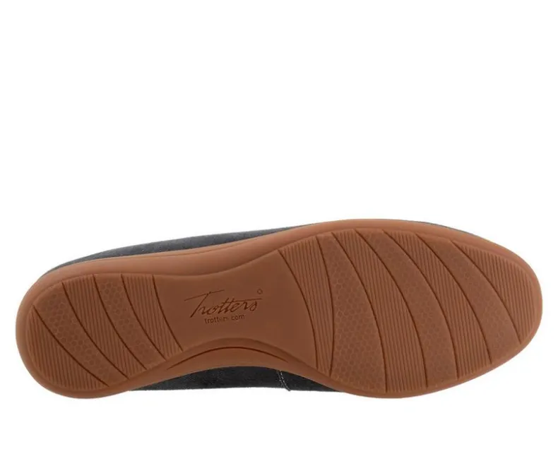 Loafers & Oxfords>Trotters Women's Dawson Moccasin Loafers