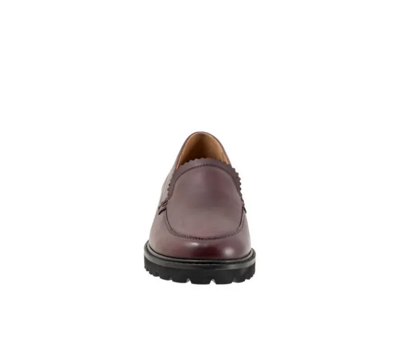 Loafers & Oxfords>Trotters Women's Fayth Casual Loafers