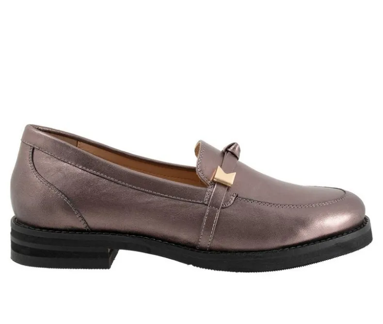 Loafers & Oxfords>Trotters Women's Femi Loafers