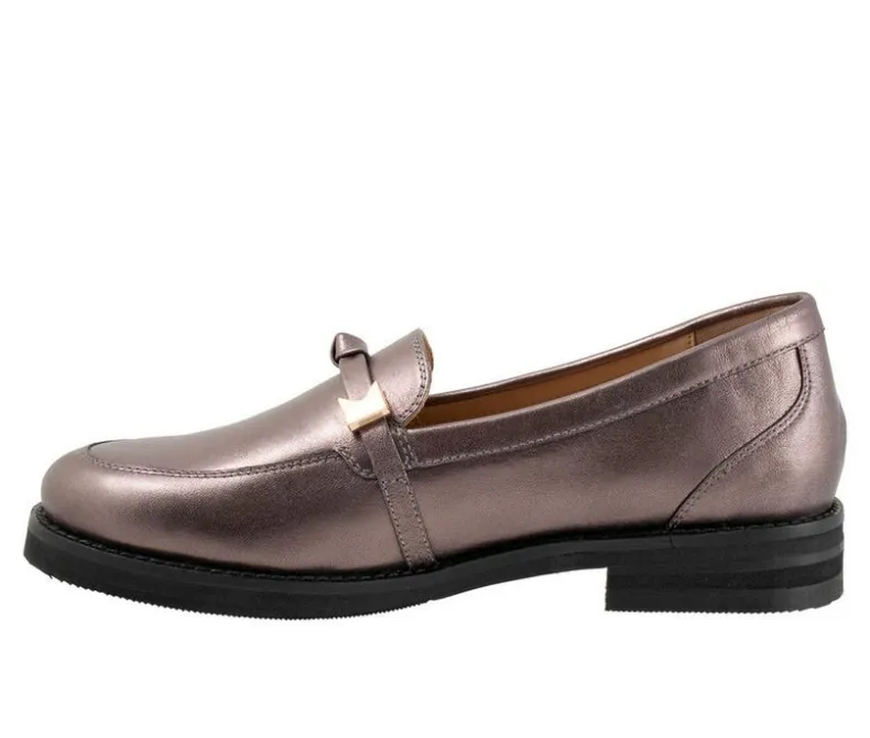 Loafers & Oxfords>Trotters Women's Femi Loafers