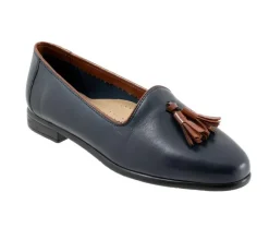 Loafers & Oxfords>Trotters Women's Liz Tassel Loafers
