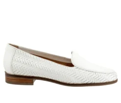 Loafers & Oxfords>Trotters Women's Lyric Loafers
