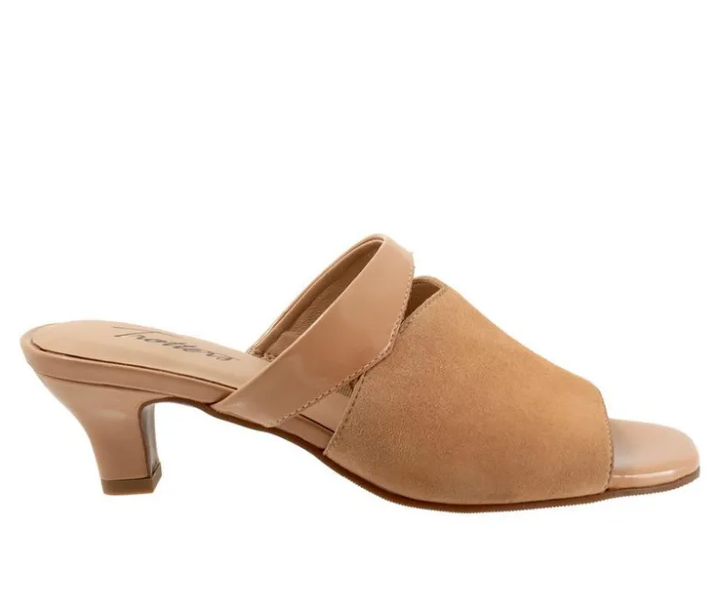Sandals>Trotters Women's Ninette Dress Sandals
