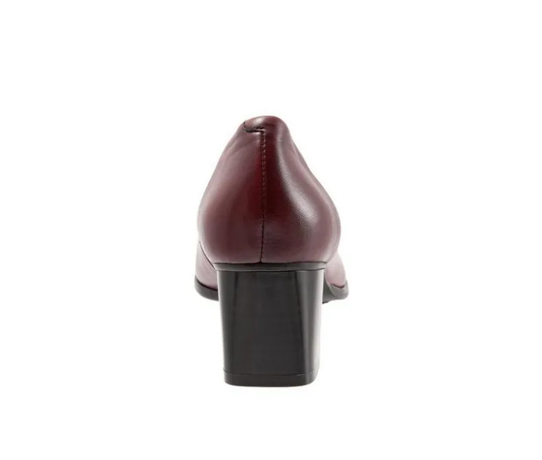 Loafers & Oxfords>Trotters Women's Quincy Pumps