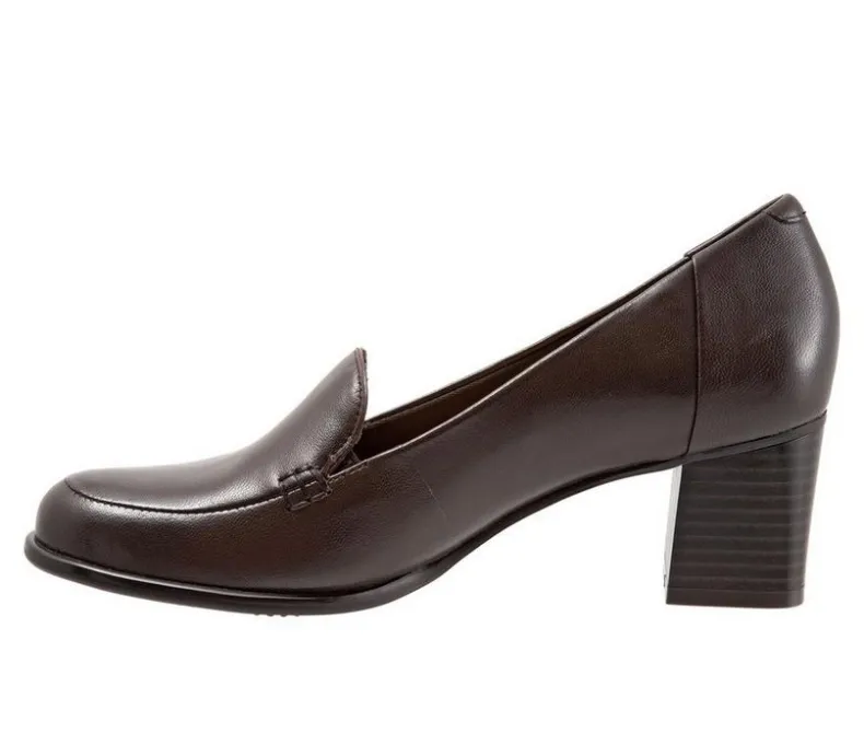 Loafers & Oxfords>Trotters Women's Quincy Pumps