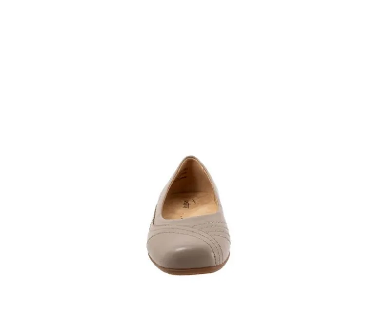 Flats>Trotters Women's Sasha Flats