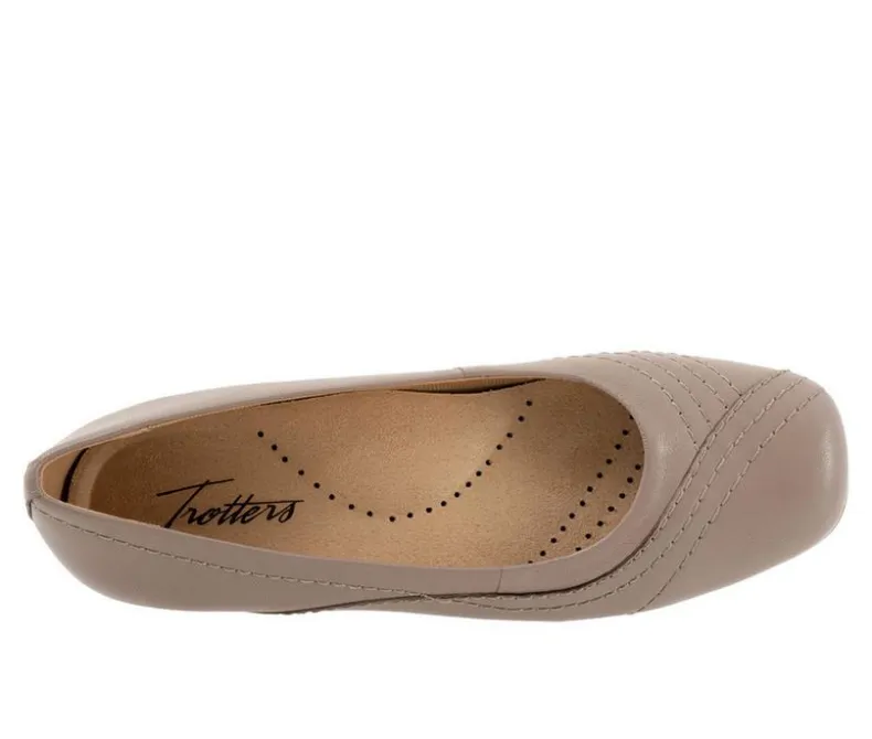 Flats>Trotters Women's Sasha Flats