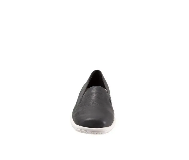 Boat Shoes & Slip-Ons>Trotters Women's Universal Slip-On Shoes