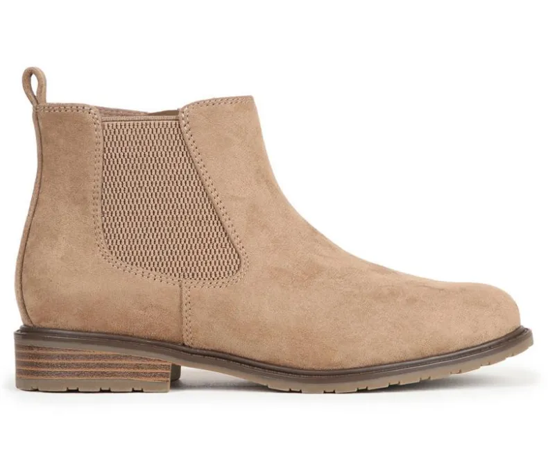 Chelsea>Vintage 7 Eight Women's Charm Booties