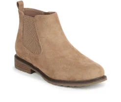 Chelsea>Vintage 7 Eight Women's Charm Booties