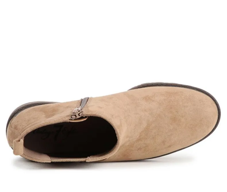 Chelsea>Vintage 7 Eight Women's Charm Booties