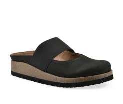Clogs & Mules>White Mountain Women's Bassi Clogs