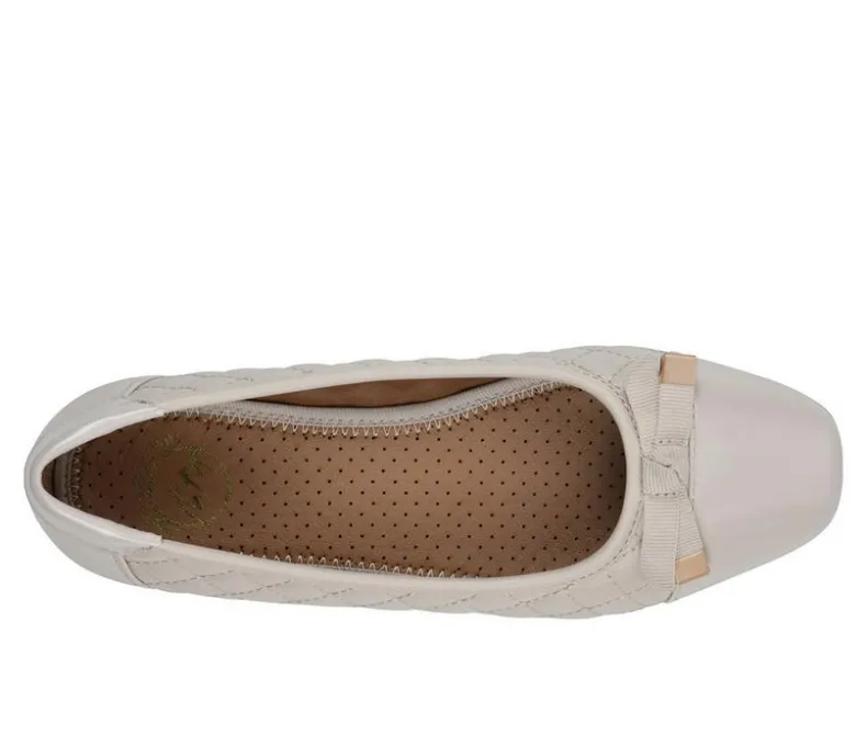 Flats>White Mountain Women's Bocah Flats