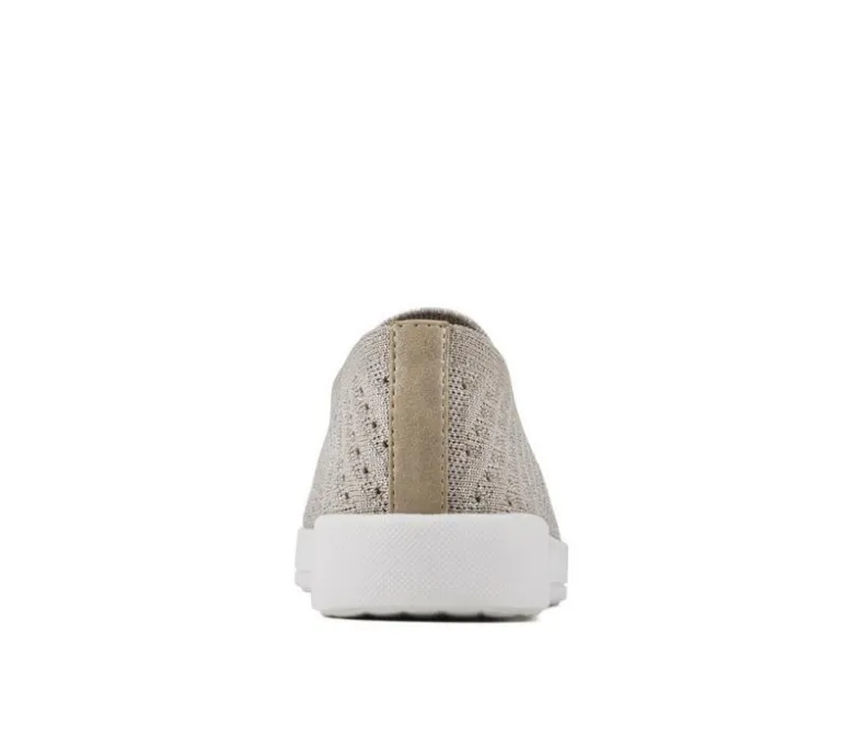 Boat Shoes & Slip-Ons>White Mountain Women's Courage Slip-On Shoes