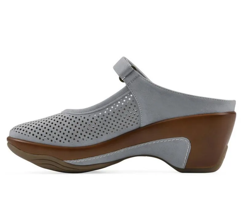 Clogs & Mules>White Mountain Women's Vinto2 Clogs