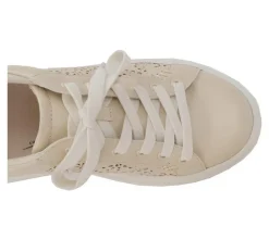 Fashion & Lifestyle><noscript><img width=