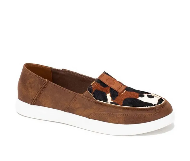Boat Shoes & Slip-Ons>Yellow Box Women's Oleviah Slip-On Shoes